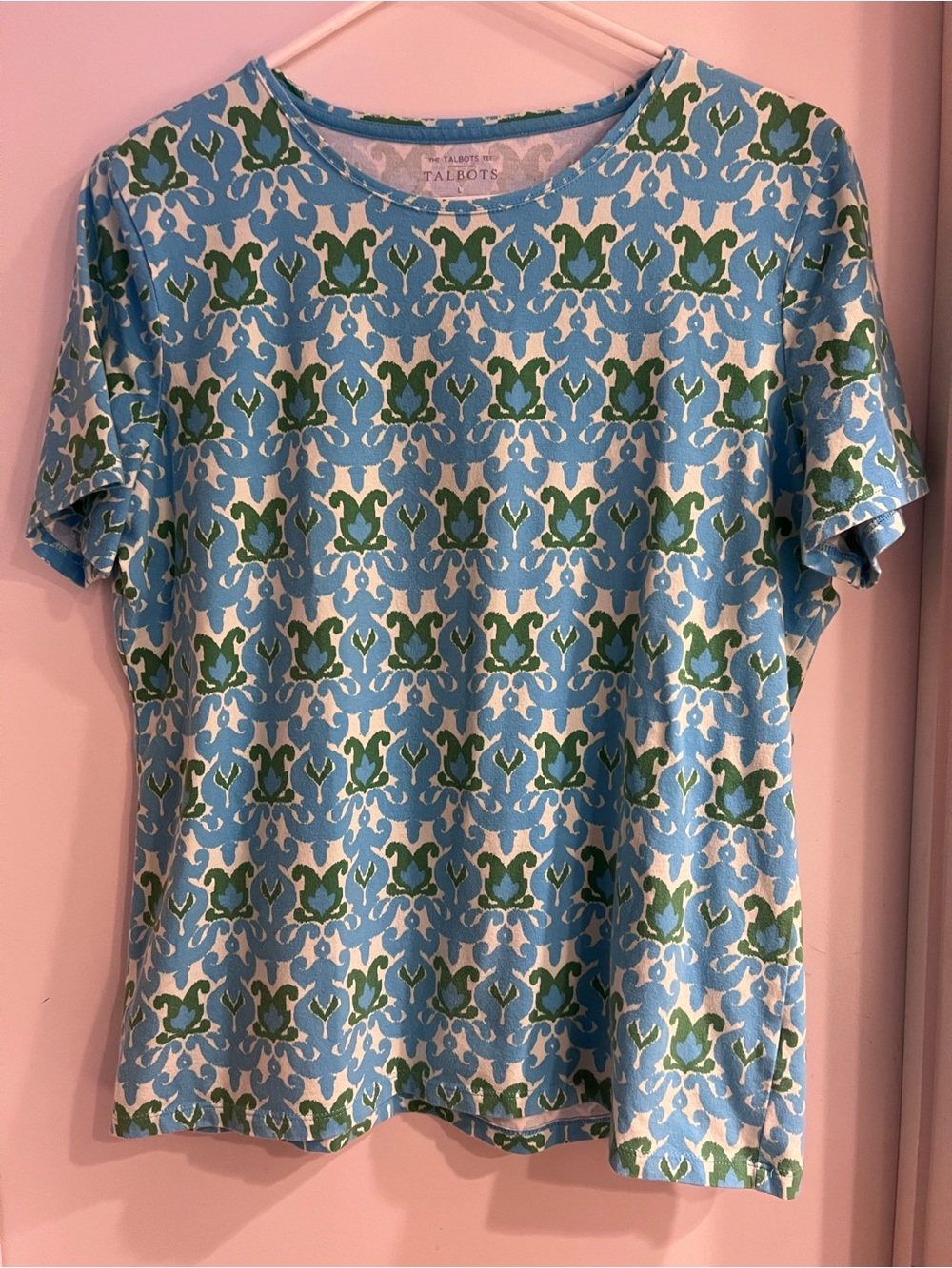 🩷 4 for $35🩷 Talbots Aqua and Green Patterned Crew Neck Tee